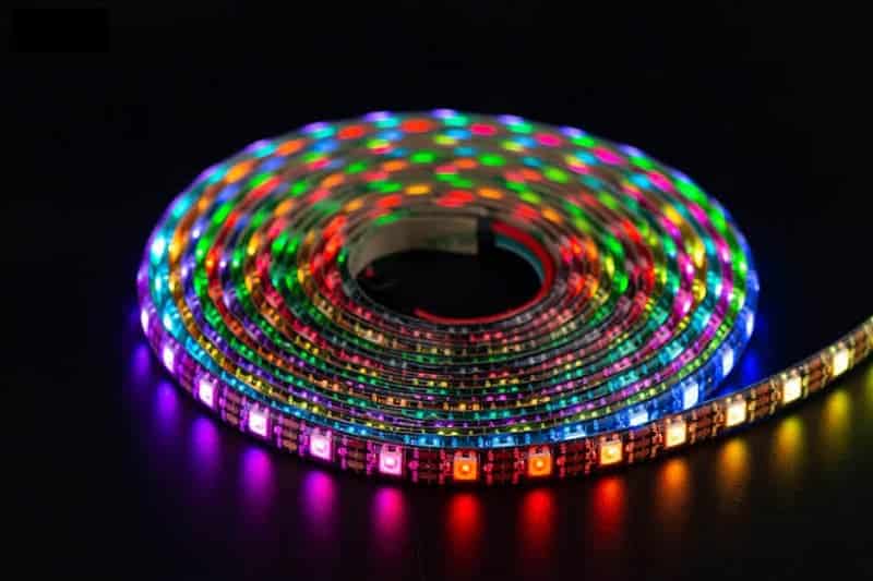 TIRA LED MAGUERA 10MM 110V RGB POR METRO NATURICA